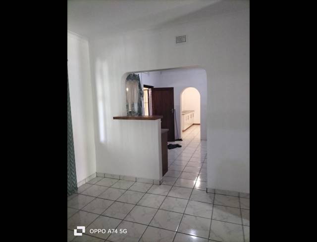 3 BEDROOM PROPERTY TO RENT IN ARBORETUM